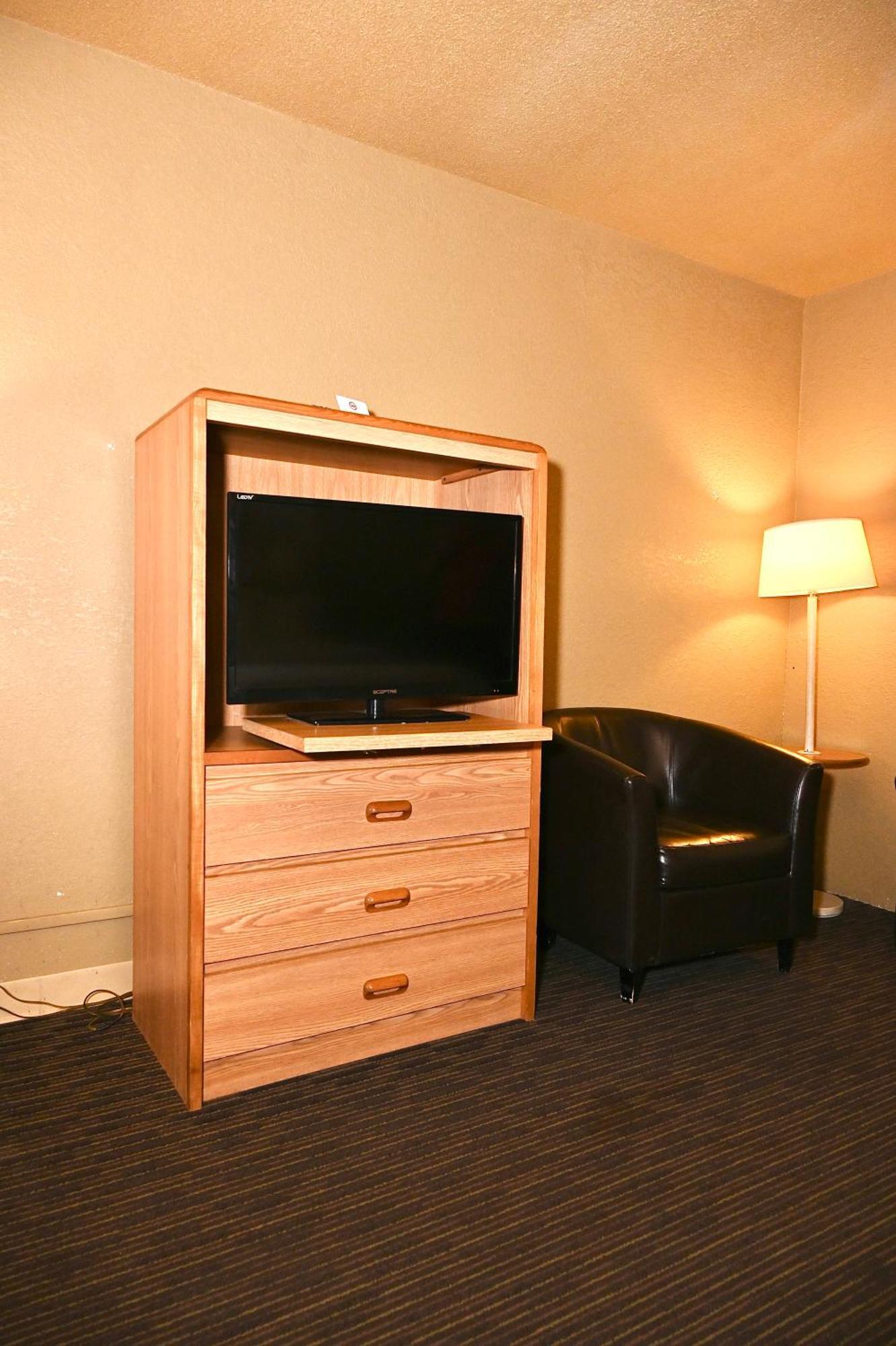 Fortune Inn & Suites Newport Kültér fotó