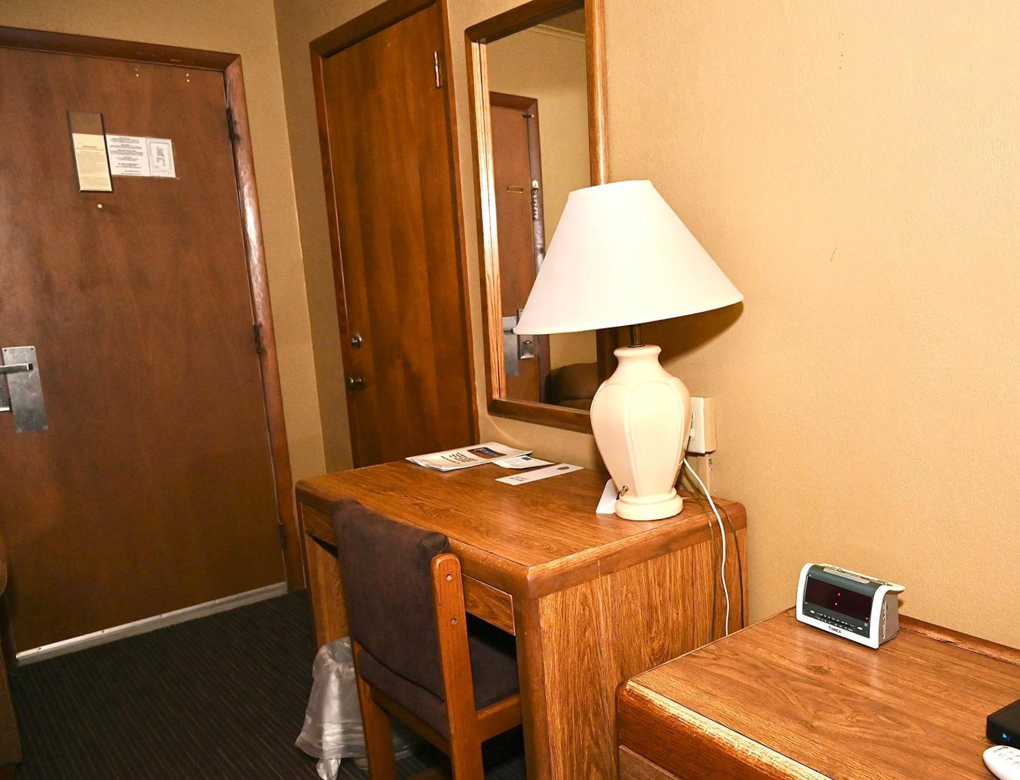 Fortune Inn & Suites Newport Kültér fotó