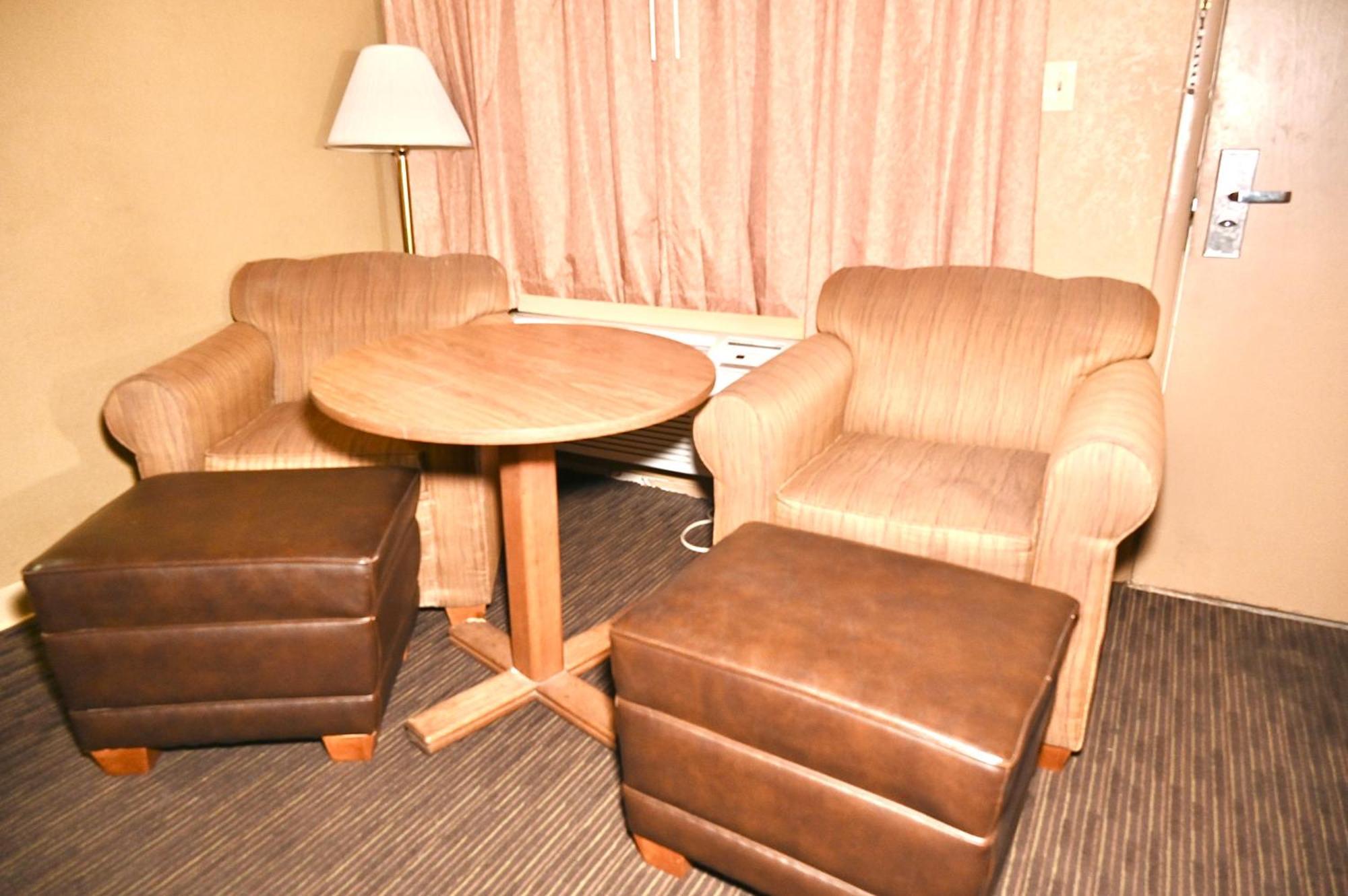 Fortune Inn & Suites Newport Kültér fotó