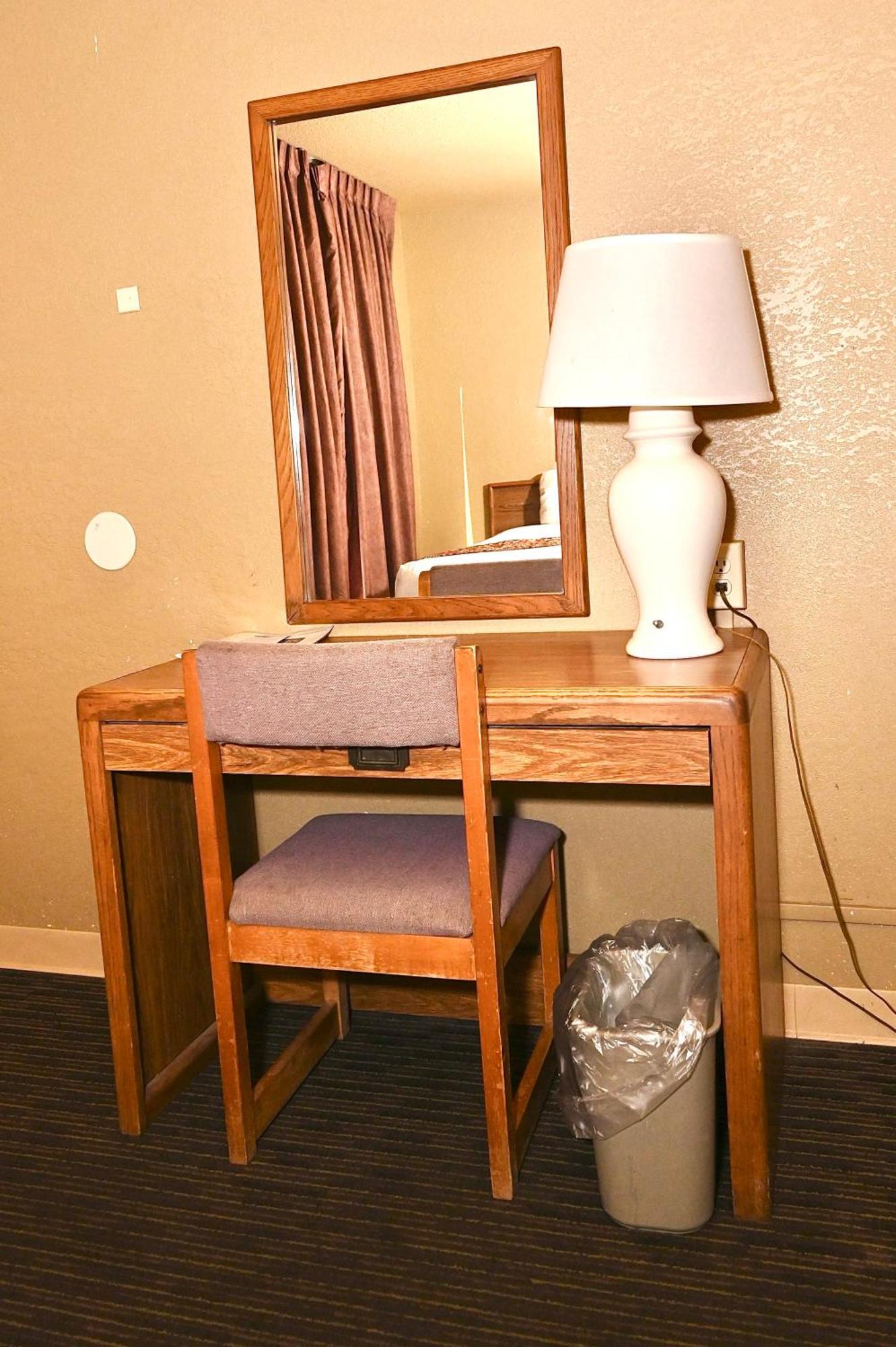 Fortune Inn & Suites Newport Kültér fotó