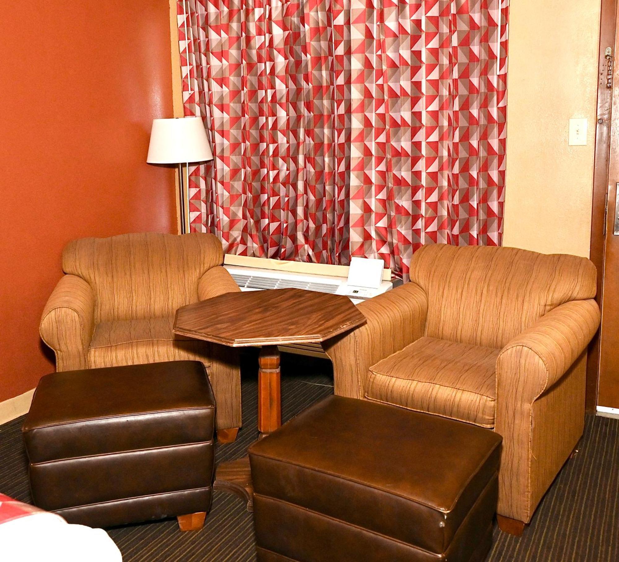 Fortune Inn & Suites Newport Kültér fotó