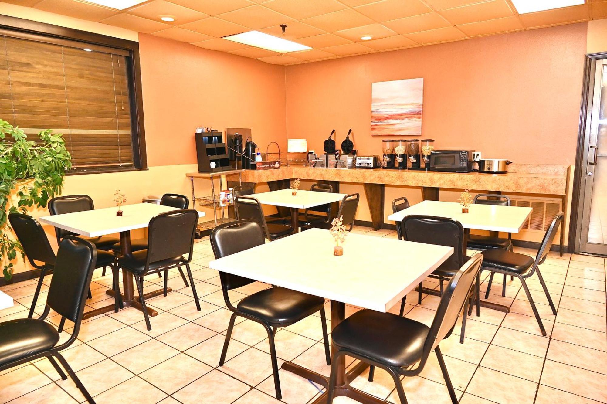 Fortune Inn & Suites Newport Kültér fotó